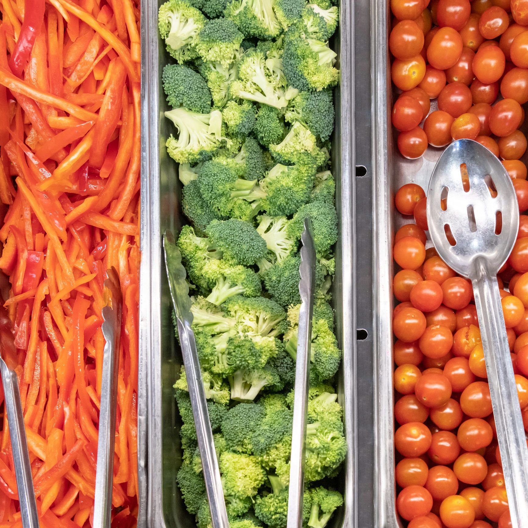 Prepared vegetables in meal prep containers